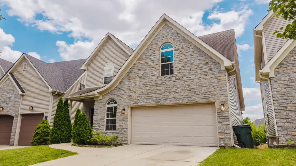 3052 Roundway Down Lane Lexington KY 40509
