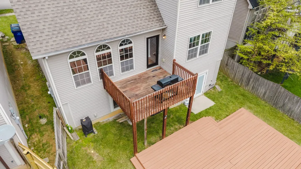 3052 Roundway Down Lane Lexington KY 40509