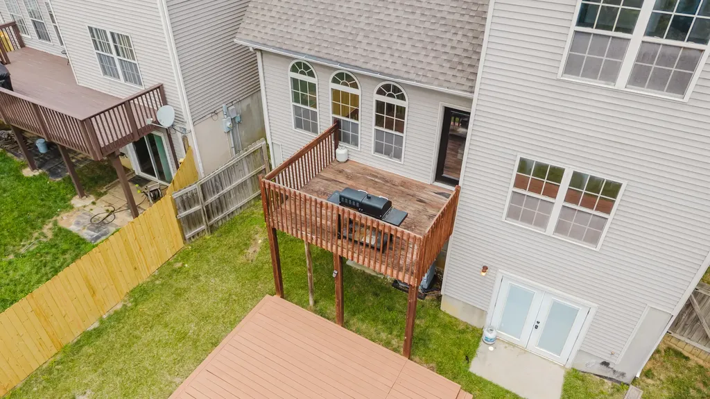 3052 Roundway Down Lane Lexington KY 40509