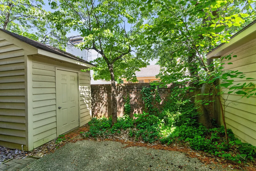 541 W Short Street Lexington KY 40507