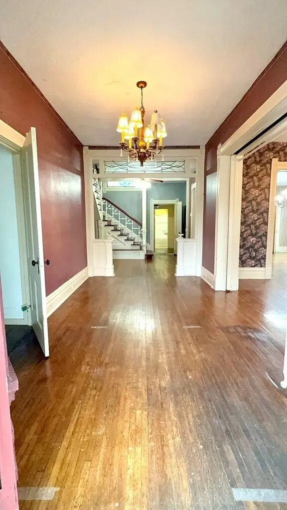 1814 S Main Street Hopkinsville KY 42240