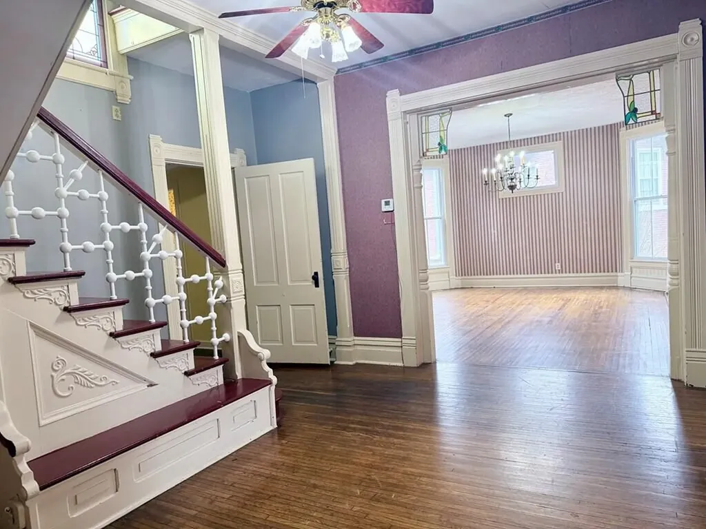 1814 S Main Street Hopkinsville KY 42240