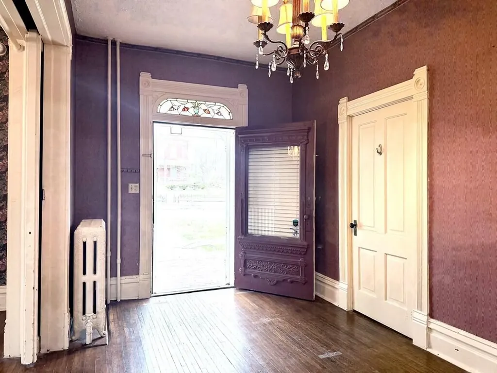 1814 S Main Street Hopkinsville KY 42240