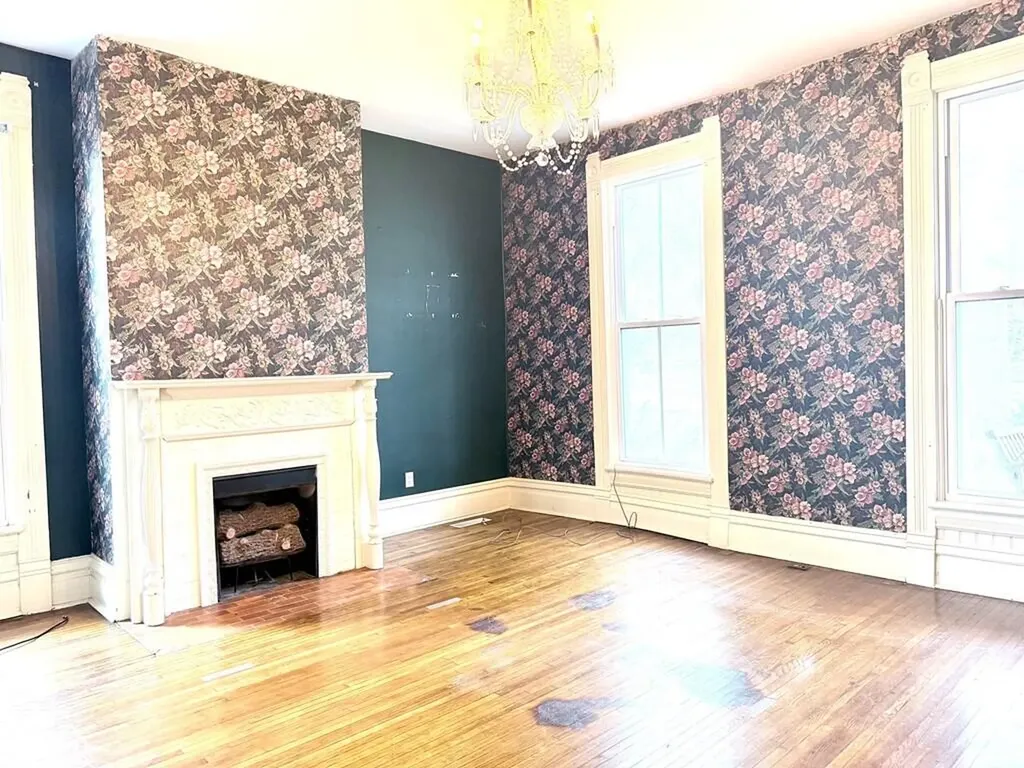 1814 S Main Street Hopkinsville KY 42240