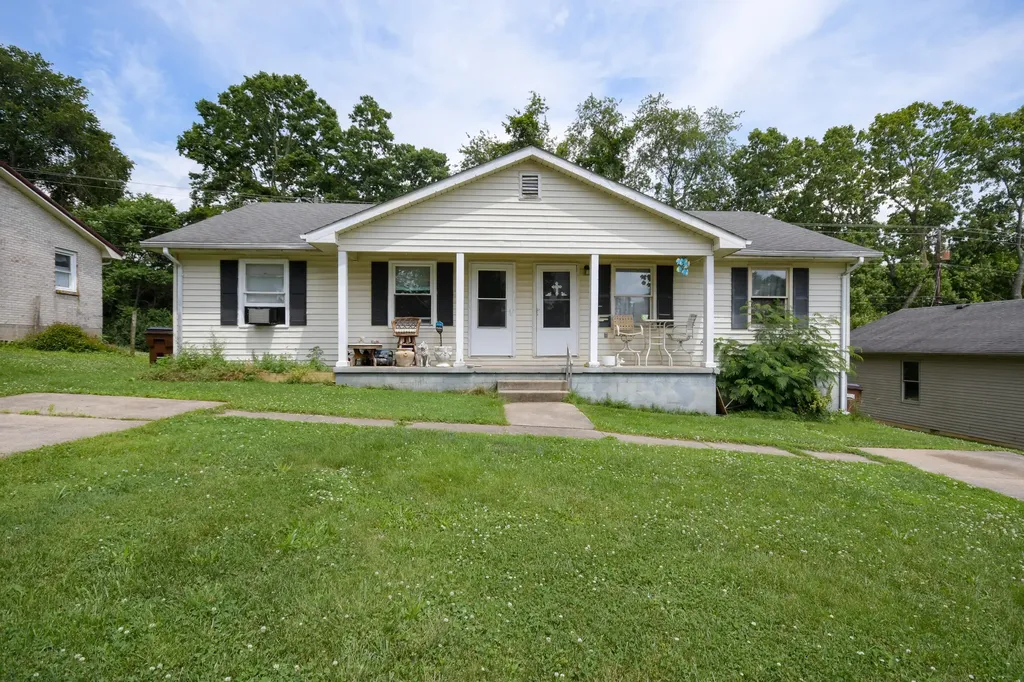 520 N Magnolia Drive Mt Sterling KY 40353