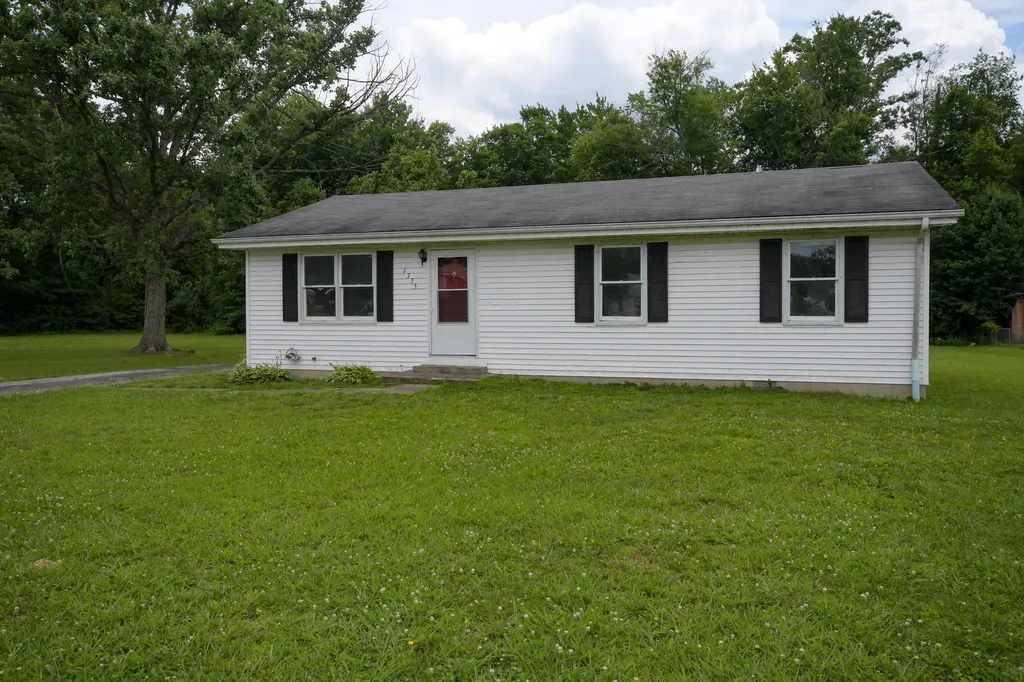 1735 Welch Road Jeffersonville KY 40337