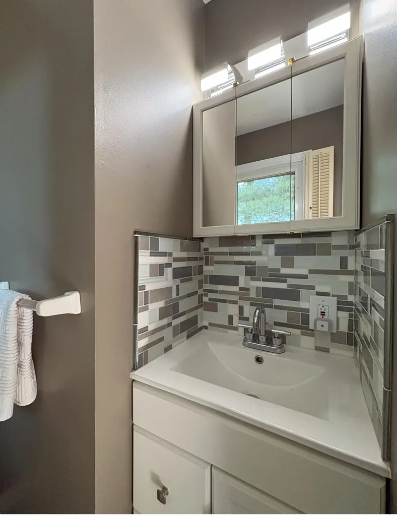 124 Yorkshire Court Versailles KY 40383