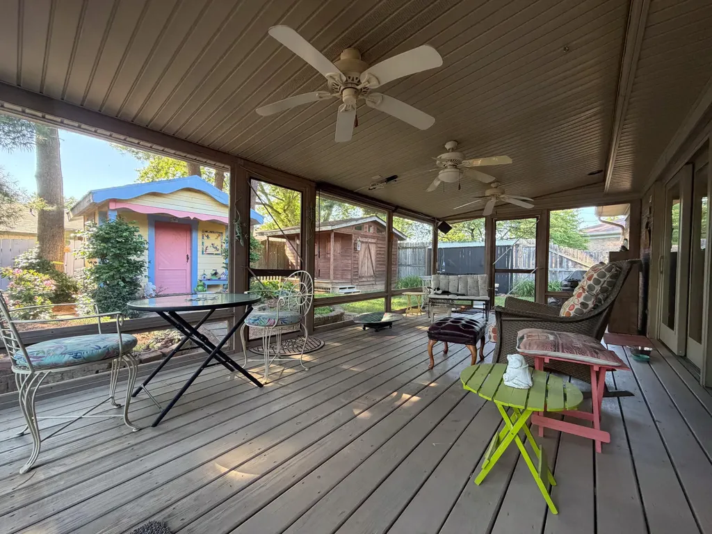 124 Yorkshire Court Versailles KY 40383