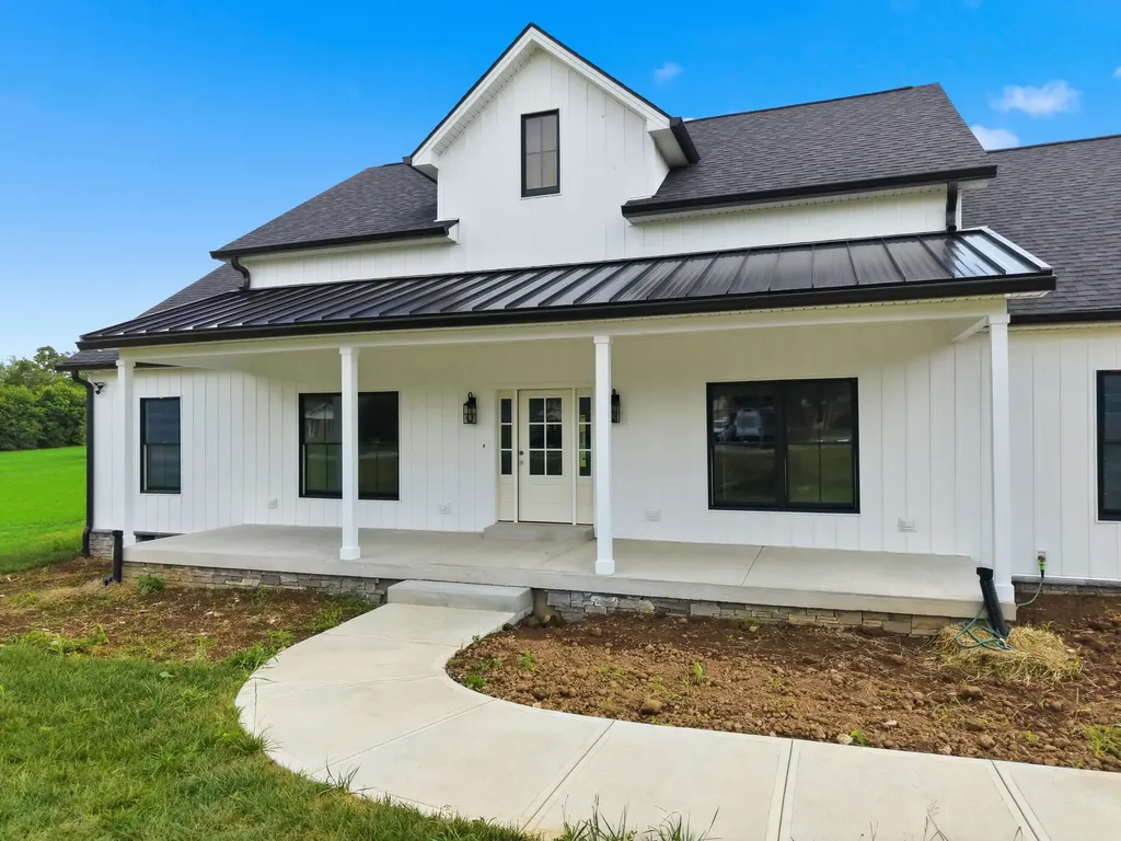 100 Kirk Drive Nicholasville KY 40356