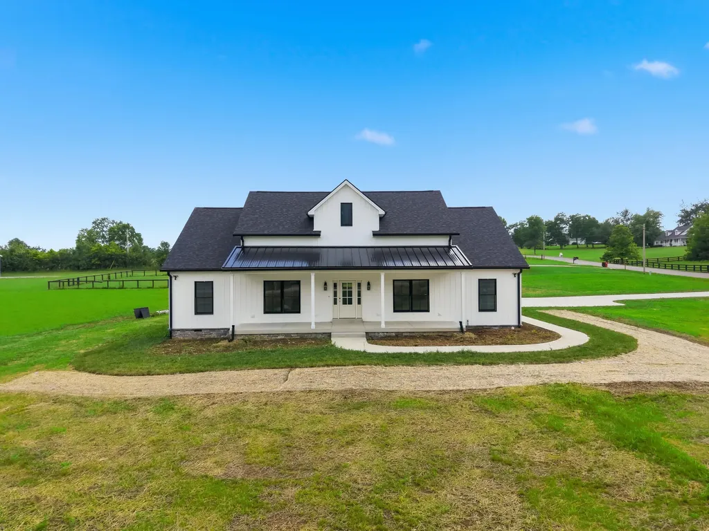 100 Kirk Drive Nicholasville KY 40356