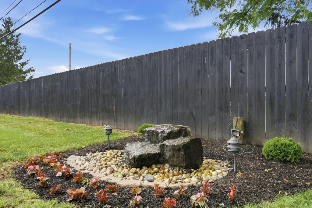125 Mint Lane Nicholasville KY 40356