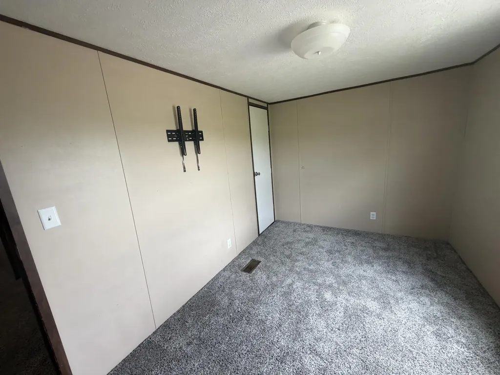 22 Patricia Lane Corbin KY 40701