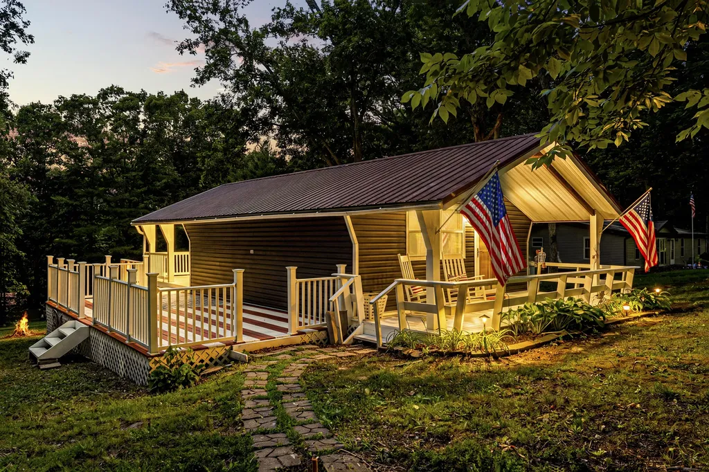 87 White Oak Lane Morehead KY 40351