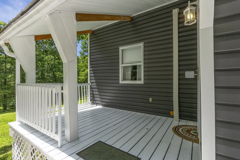 87 White Oak Lane Morehead KY 40351