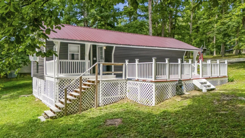87 White Oak Lane Morehead KY 40351