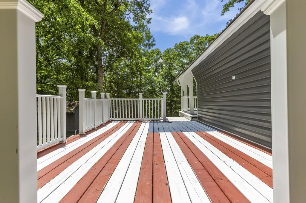 87 White Oak Lane Morehead KY 40351