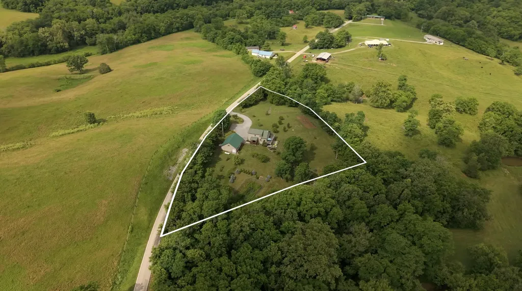 10938 Rich-lan Road Sharpsburg KY 40374