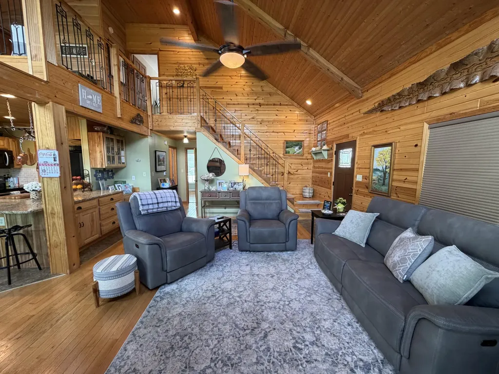 10938 Rich-lan Road Sharpsburg KY 40374
