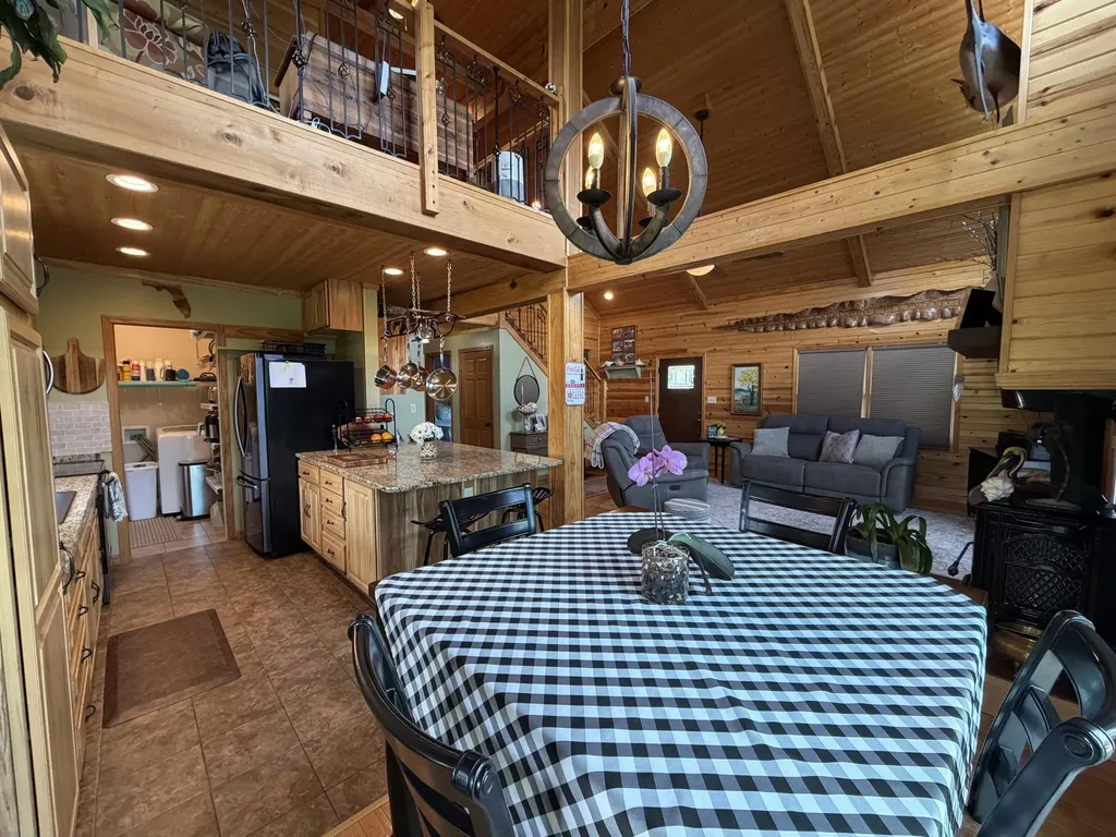 10938 Rich-lan Road Sharpsburg KY 40374