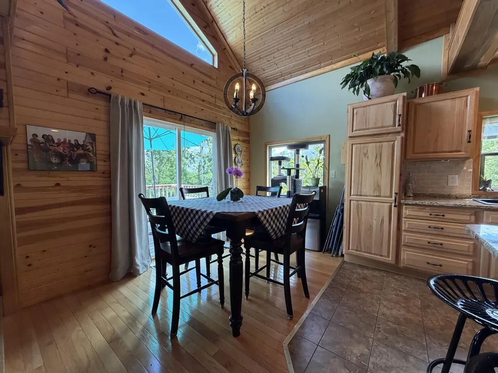 10938 Rich-lan Road Sharpsburg KY 40374