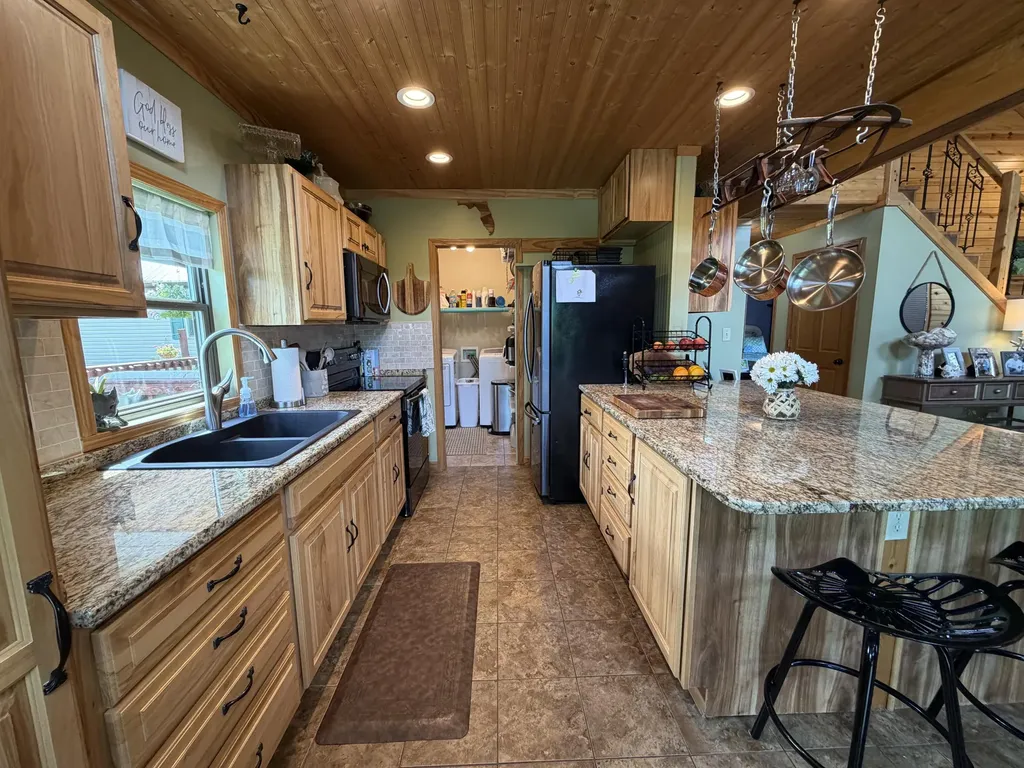 10938 Rich-lan Road Sharpsburg KY 40374