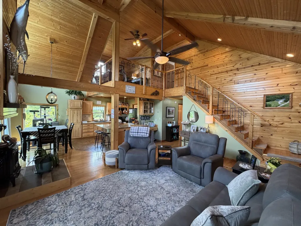 10938 Rich-lan Road Sharpsburg KY 40374