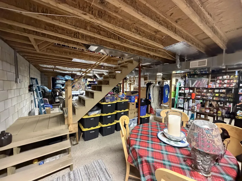 10938 Rich-lan Road Sharpsburg KY 40374