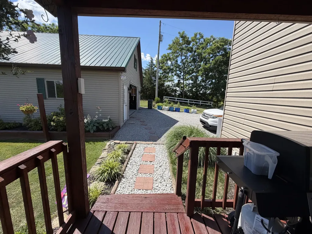 10938 Rich-lan Road Sharpsburg KY 40374