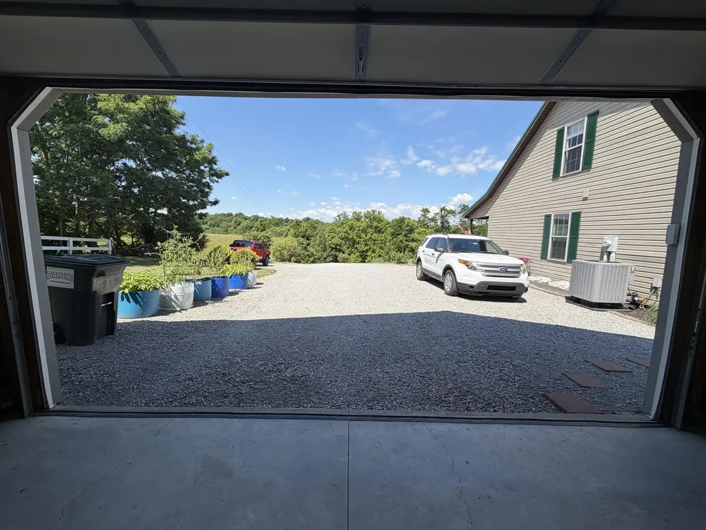 10938 Rich-lan Road Sharpsburg KY 40374