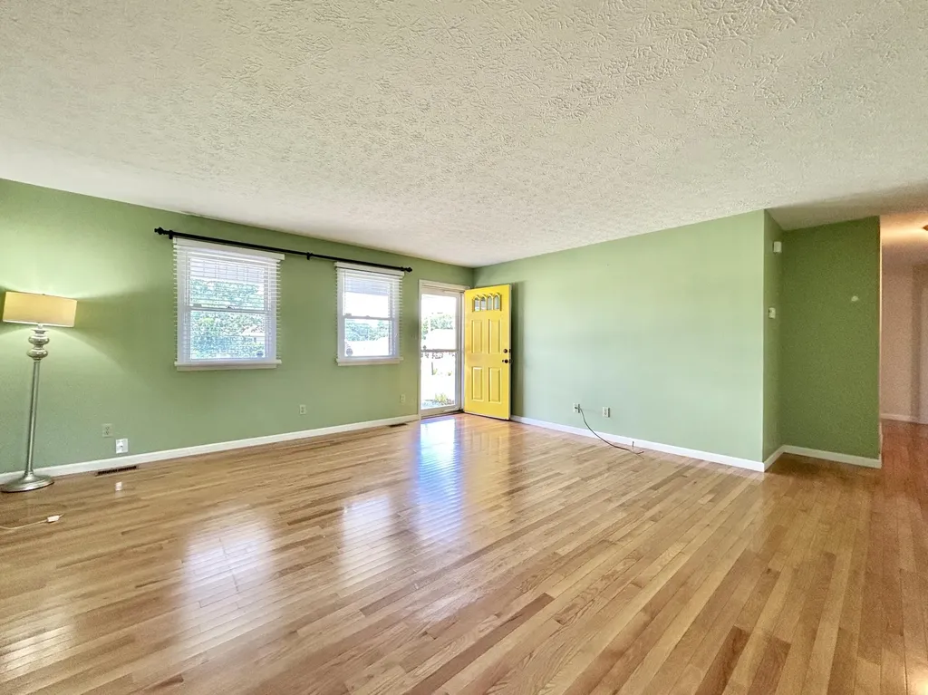 1187 Parkers Mill Road Somerset KY 42501