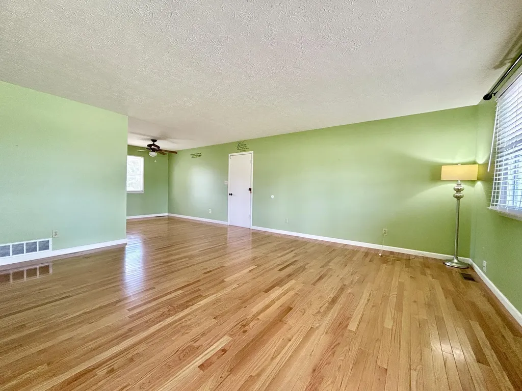 1187 Parkers Mill Road Somerset KY 42501