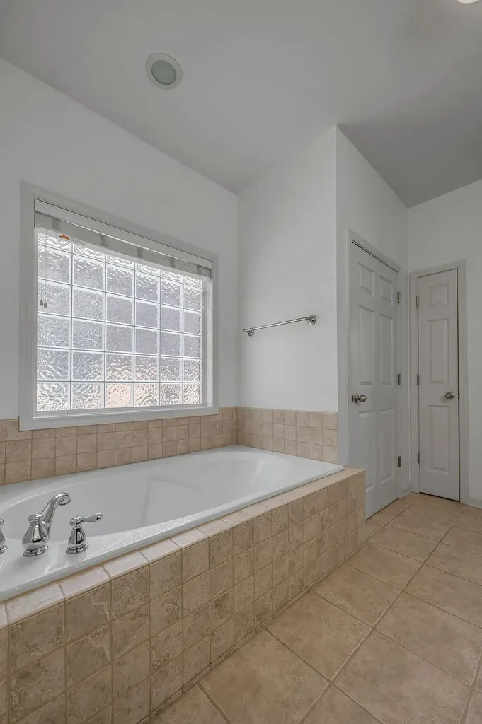 605 Durning Road Lexington KY 40509