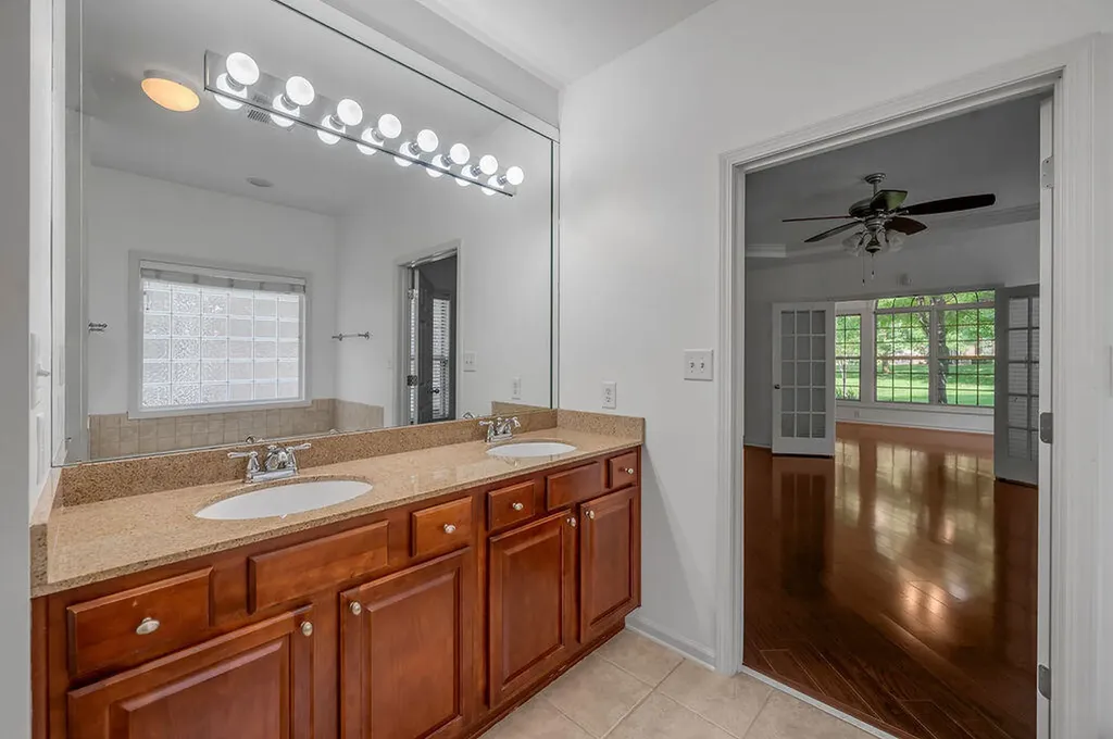 605 Durning Road Lexington KY 40509