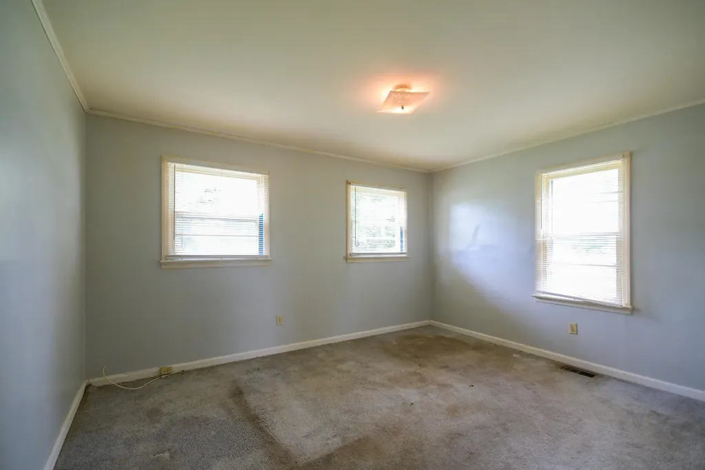 550 Bedford Road Jeffersonville KY 40337