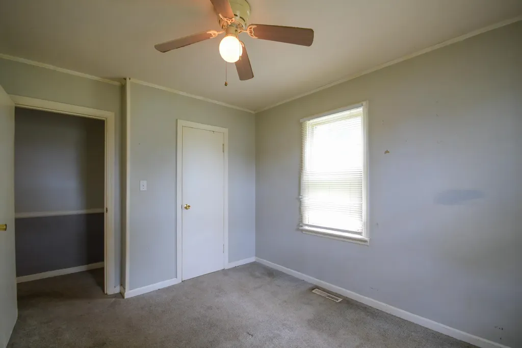 550 Bedford Road Jeffersonville KY 40337