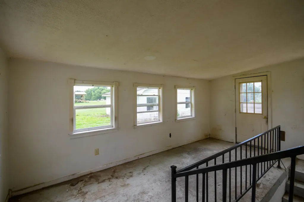 550 Bedford Road Jeffersonville KY 40337