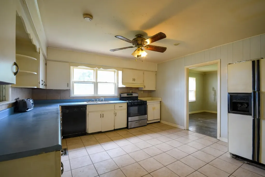 550 Bedford Road Jeffersonville KY 40337
