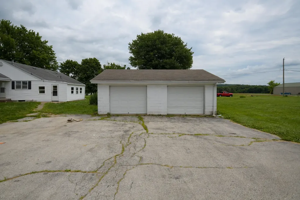 550 Bedford Road Jeffersonville KY 40337