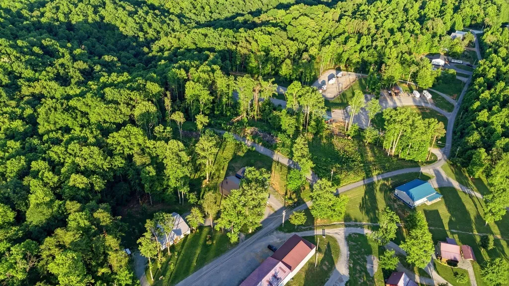 5 Coleman Cemetery Road Nancy KY 42544