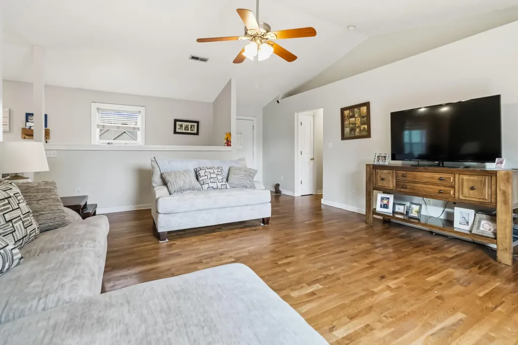 616 Woodview Drive Somerset KY 42503