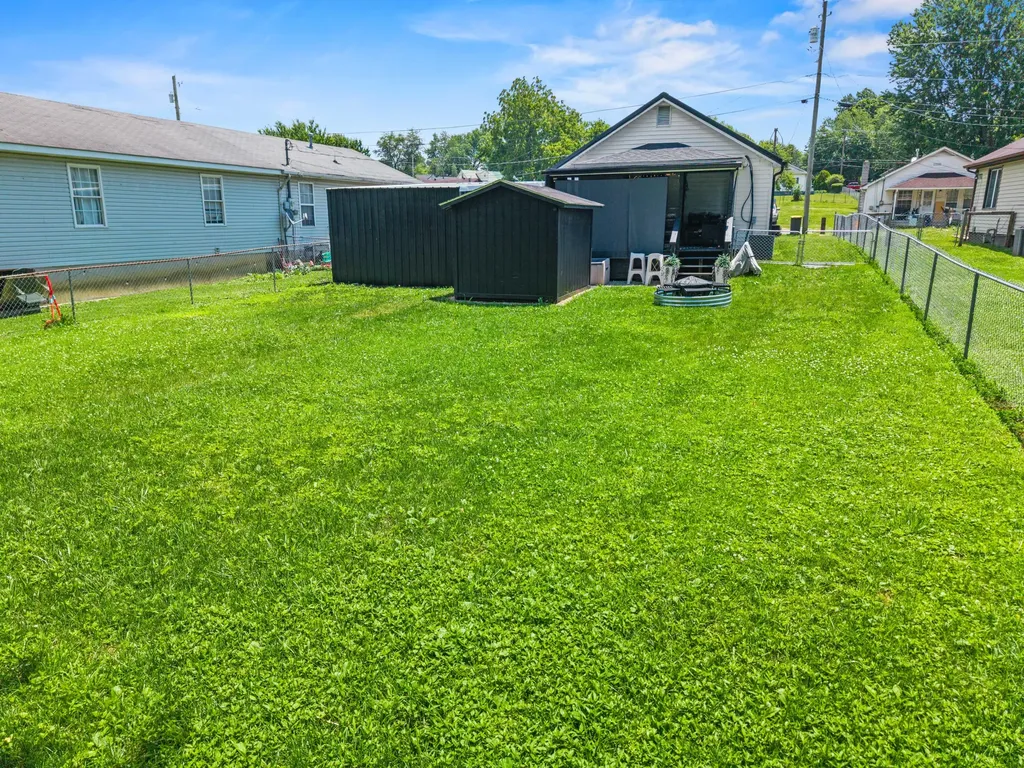 413 N N. Harvey Avenue Somerset KY 42503