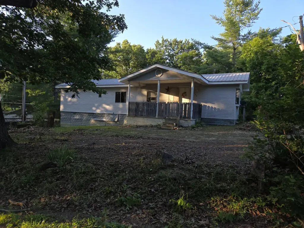 103 Cox Road Irvine KY 40336
