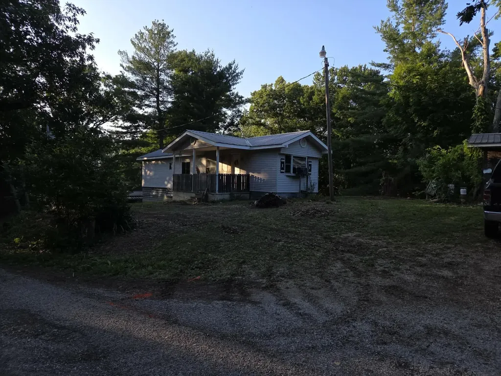 103 Cox Road Irvine KY 40336