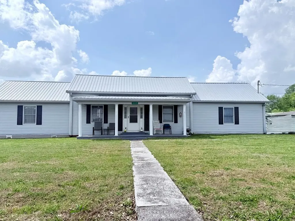 137 Dripping Springs Street Crofton KY 42217