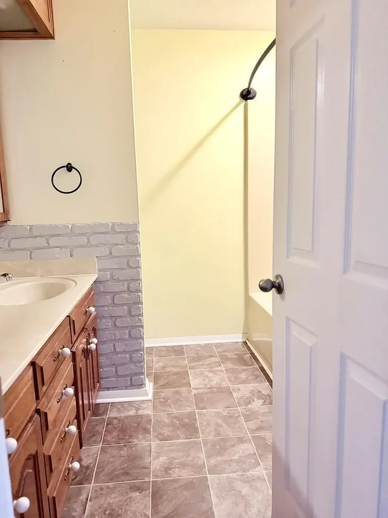 137 Dripping Springs Street Crofton KY 42217
