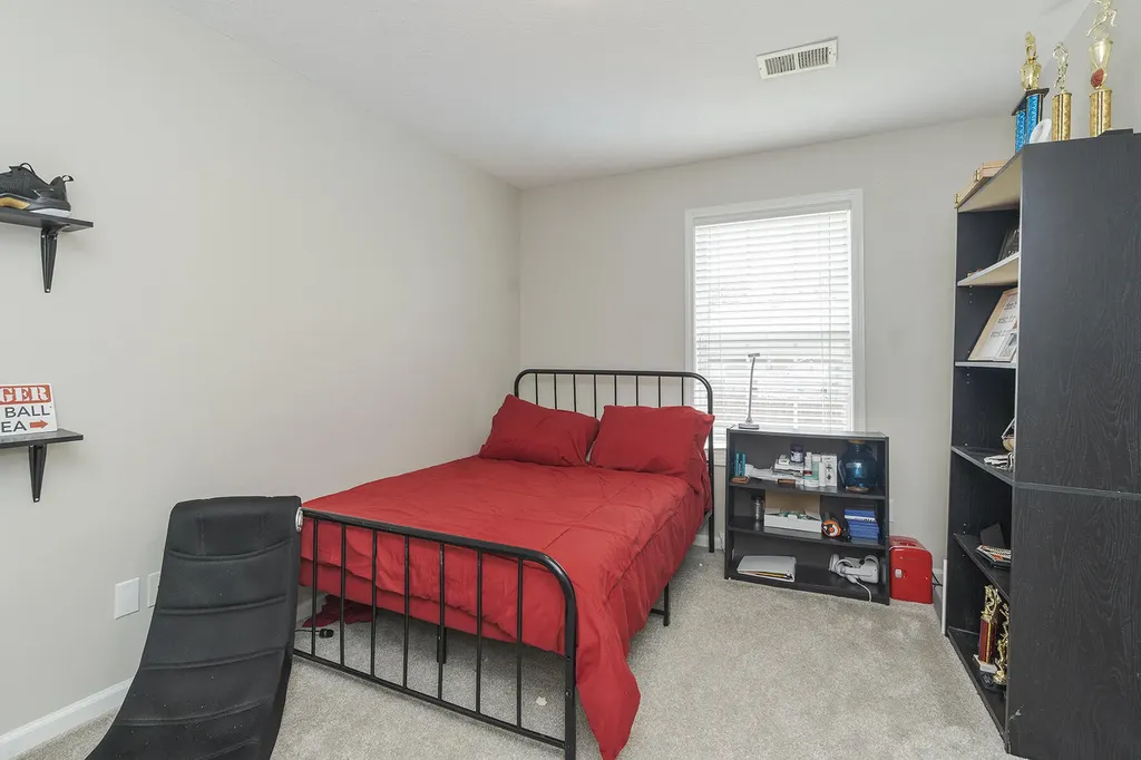 142 Irving Lane Georgetown KY 40324
