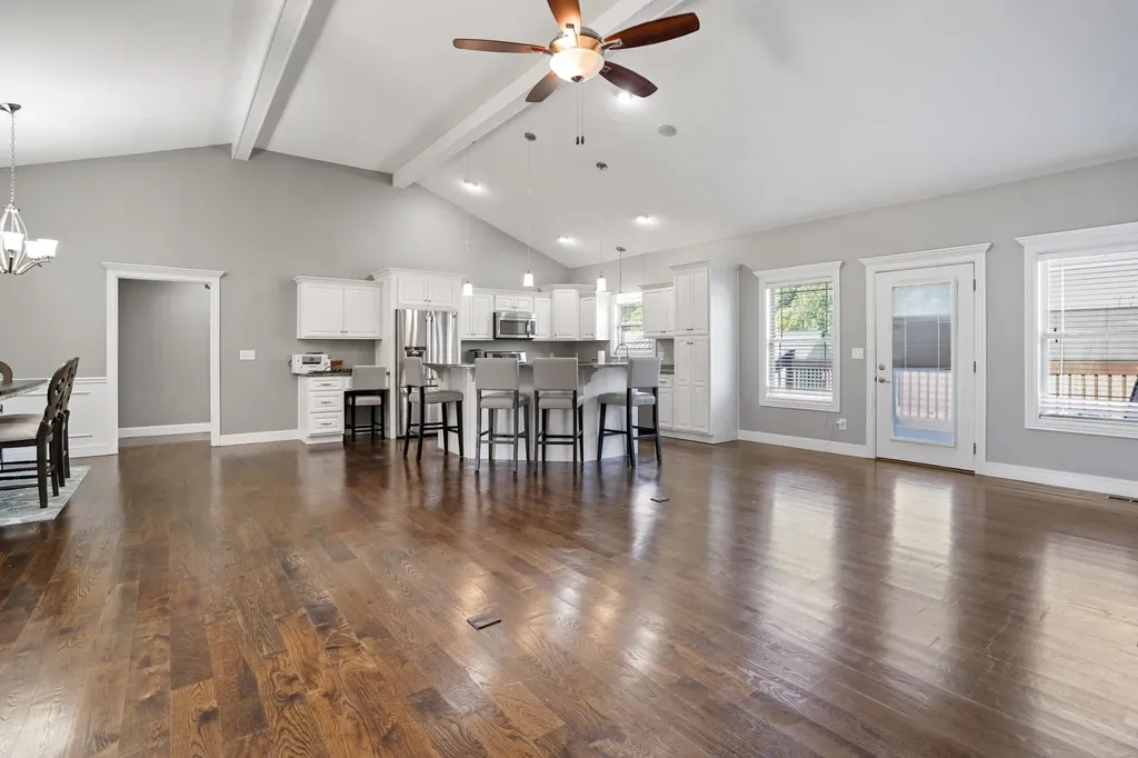 10 E Barrington Drive Somerset KY 42503