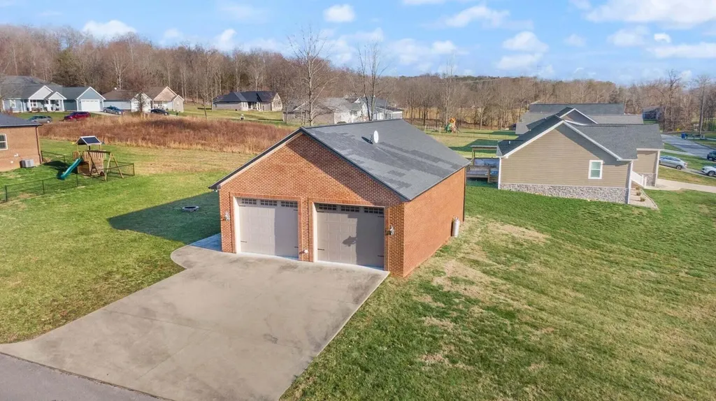 10 E Barrington Drive Somerset KY 42503