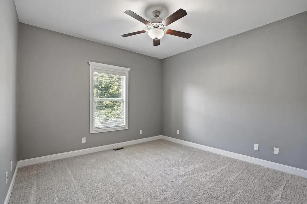 10 E Barrington Drive Somerset KY 42503