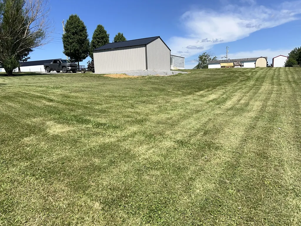 71 Log Cabin Lane Ewing KY 41039